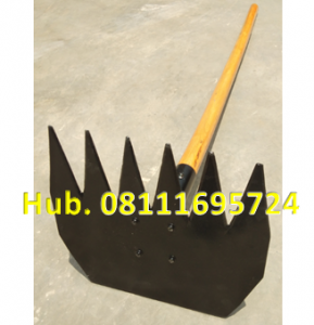 Garu Cangkul Mata Tajam Datar - Alat Pemadam Kebakaran Hutan 2